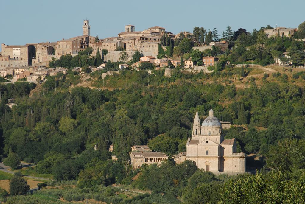 Гостевой дом Agriturismo La Fornace Di Poggiano Монтепульчано Экстерьер фото